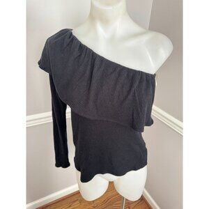 NWT Red Haute Ribbed Ruffle One Shoulder Sleeve Sweater Top Black Size Small